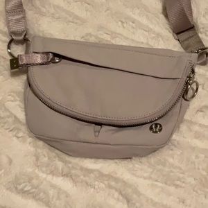 Lululemon travel bag for waist or over arm, zipper closure, new without tags